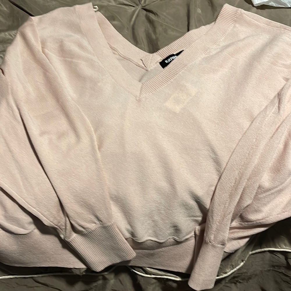 Express Women's Sweater in Light Pink